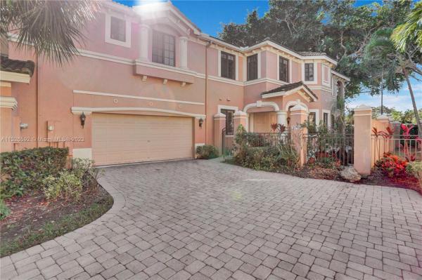 CourtSide At Weston Hills Country Club, Fort Lauderdale, Florida 33332, image 1