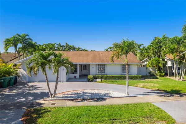 Lindgren Central, 11222 SW 129th Ct, The Crossings, Florida 33186, image 1