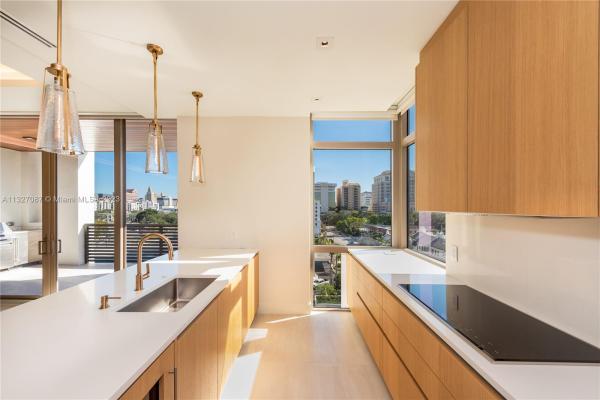 515 Valencia Ave #602, Coral Gables, Florida 33134, image 2
