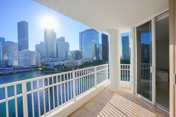 Courvoisier Courts, 701 Brickell Key Blvd #1101, Miami, Florida 33131, image 1