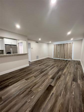 Kendall Acres, 10353 N Kendall Dr #BB-7, Kendall, Florida 33176, image 2