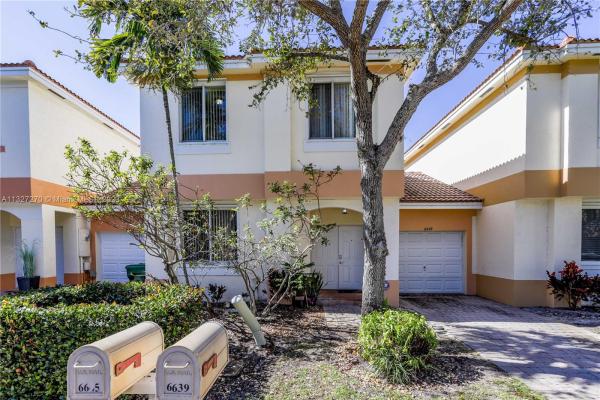 Hidden Cove, 6639 Hidden Cove Dr #4-7, Davie, Florida 33314, image 1