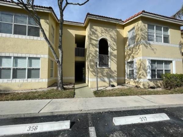Isles At Lago Mar, Plantation, Florida 33325, image 1