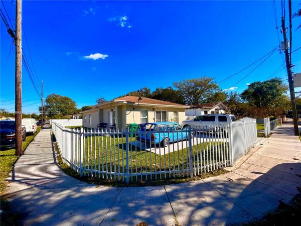 Green Close, 4129 NW 21st Ave, Brownsville, Florida 33142, image 1