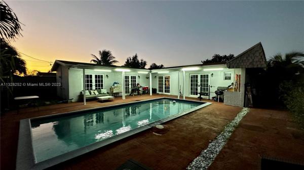 Driftwood Estates, 7810 Raleigh St, Hollywood, Florida 33024, image 2