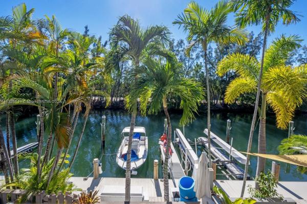 Eastern Shores, 3766 NE 166th St #110, North Miami Beach, Florida 33160, image 2