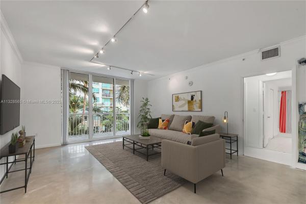 Cite On The Bay East, 2000 N Bayshore Dr #325, Miami, Florida 33137, image 1