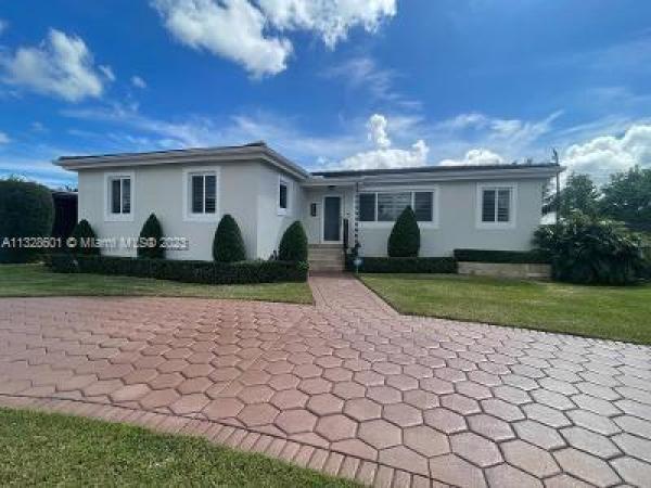 Coral Way Village, 8330 SW 29th St, Westchester, Florida 33155, image 2