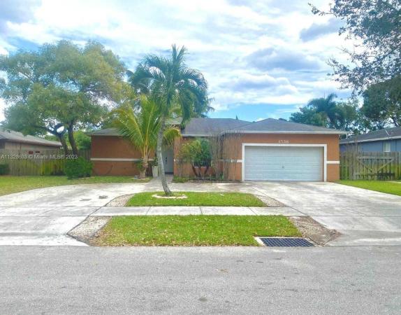 Canal Pointe, 1538 NW 7th Ln, Pompano Beach, Florida 33060, image 1