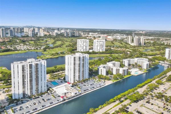 Eldorado Towers, 3625 N Country Club Dr #1901, Aventura, Florida 33180, image 2