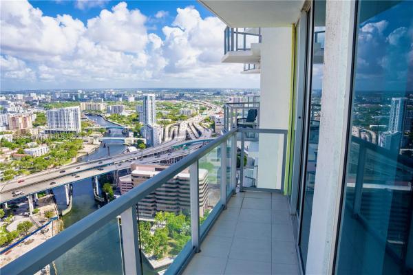 Latitude On The River, 185 SW 7th St #3800, Miami, Florida 33130, image 2