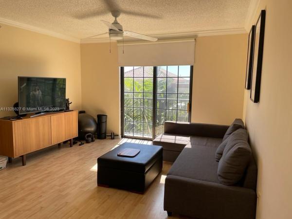 Regent Park At Young Circle, 1919 Van Buren St #616A, Hollywood, Florida 33020, image 2