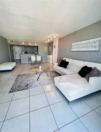 Commodore Plaza Century, 2780 NE 183rd St #2015, Aventura, Florida 33160, image 2