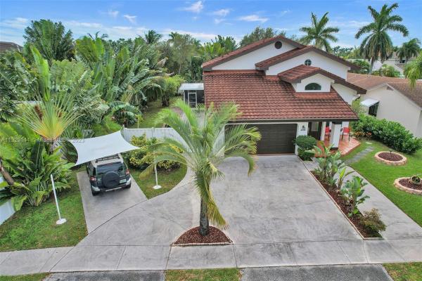 Hollywood Beach Park, 426 SE 5th St, Dania Beach, Florida 33004, image 1