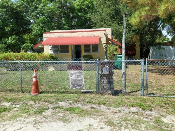 9556 NW 5th Ave, Unincorporated Dade County, Florida 33150, image 2