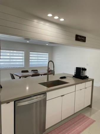 Loch Ness, 16431 Stonehaven Rd, Miami Lakes, Florida 33014, image 2