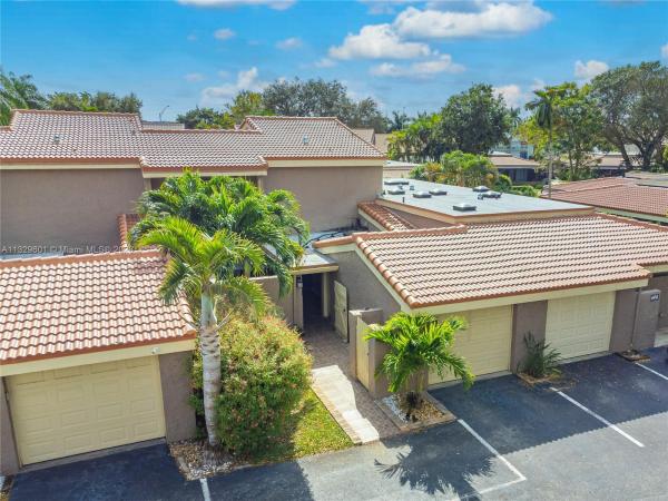 The Townhouses Of Emerald Hills, 606 Saint Andrews Rd #47, Hollywood, Florida 33021, image 1