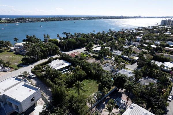 North Shore Terrace, 218 33rd Ct, West Palm Beach, Florida 33407, image 1