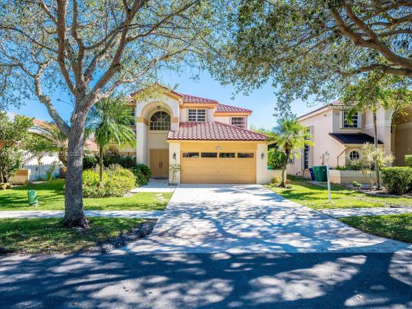 Embassy Place, 2831 NW La Paz Ave, Cooper City, Florida 33026, image 1