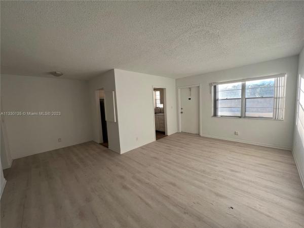 Crystal Court Manor, 1551 N 12th Ct #10B, Hollywood, Florida 33019, image 2