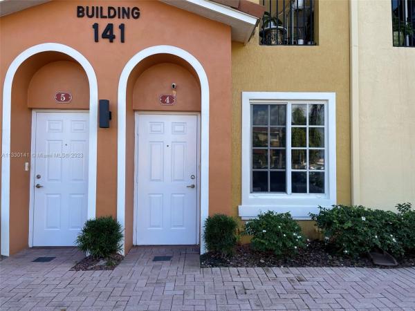 Highland Park Village, 141 NW 2nd Ave #4, Hallandale Beach, Florida 33009, image 1