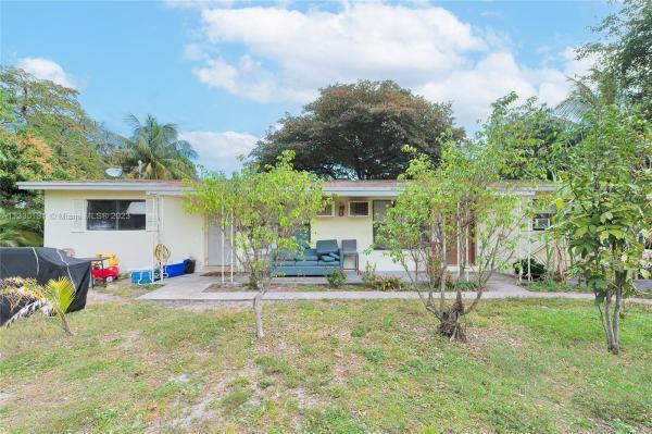 Prospect Gardens, 319 NW 43rd St, Oakland Park, Florida 33309, image 1