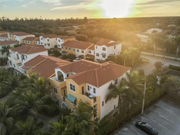 Centra Falls West, 1797 NW 124th Pl, Pembroke Pines, Florida 33028, image 1
