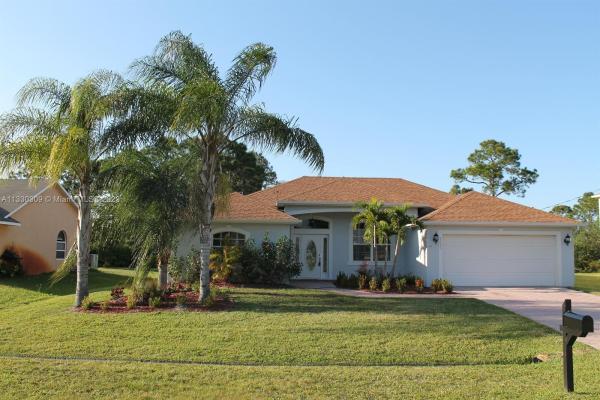 Hidden Oaks, 2133 SW Alloway Ave, Port St. Lucie, Florida 34953, image 2