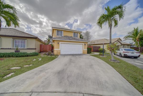 Lago Mar South, 15800 SW 84th Ter, Kendall, Florida 33193, image 1
