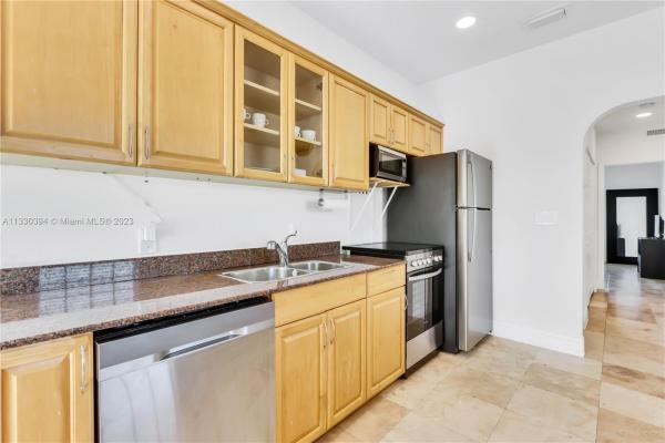 Concourse, 1016 71st St #201, Miami Beach, Florida 33141, image 2