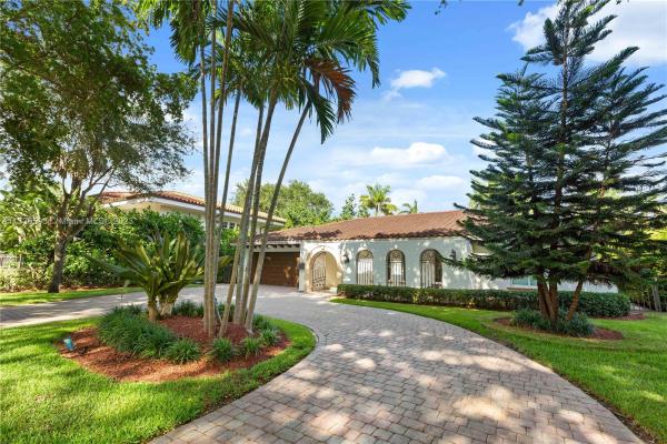 Riviera, 4409 Monserrate St, Coral Gables, Florida 33146, image 2