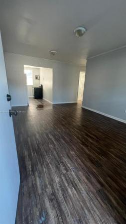 Green Oaks, 1426 NE 135th St #n/a, North Miami, Florida 33161, image 1