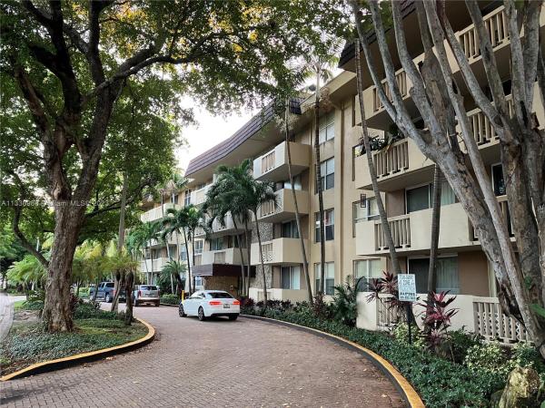Bayview Palms, 1800 Sans Souci Blvd #228, North Miami, Florida 33181, image 1