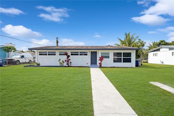 Sierra Mirada, 19610 NW 6th Ct, Miami Gardens, Florida 33169, image 2
