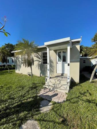 Croissant Park South River, 315 SW 12th Ct, Fort Lauderdale, Florida 33315, image 1