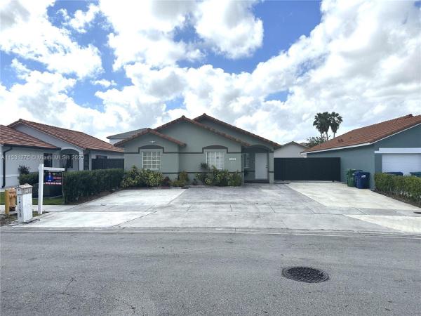Adventure Homes, 14152 SW 148th Pl, Country Walk, Florida 33196, image 1