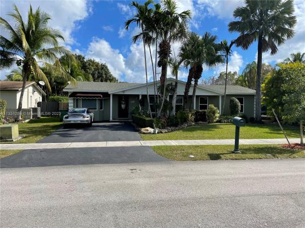 Devon Aire Estates, 10461 SW 122nd Ct, The Crossings, Florida 33186, image 1