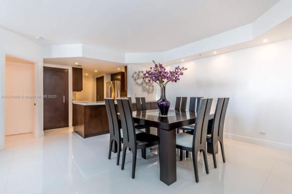 Courvoisier Courts, 701 Brickell Key Blvd #1811, Miami, Florida 33131, image 1