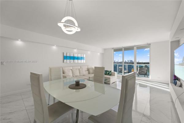 Roney Palace, 2301 Collins Ave #937, Miami Beach, Florida 33139, image 2