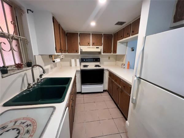 Palm West Gardens, 1990 W 56th St #1112, Hialeah, Florida 33012, image 2