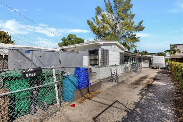 3731 NW 21st Ct, Miami, Florida 33142, image 2