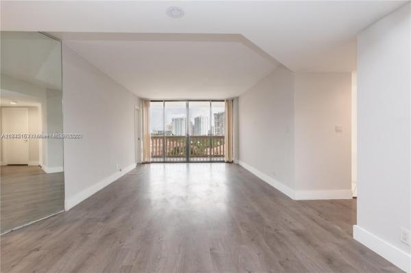 1000 Island Boulevard, 1000 W Island Blvd #705, Aventura, Florida 33160, image 2