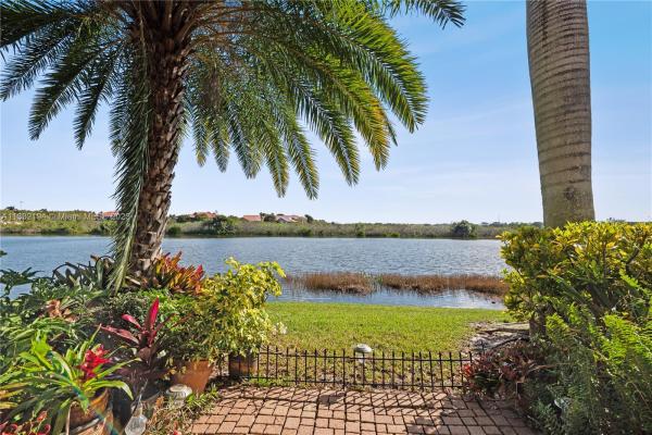Pelican Pointe, 309 SW 120th Ave, Pembroke Pines, Florida 33025, image 1