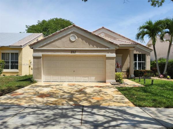 Savannah Falls, 863 Savannah Falls Dr, Weston, Florida 33327, image 1