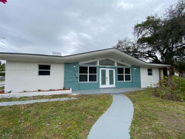 Liberty Plaza, 1295 NW 71st St, Gladeview, Florida 33147, image 1