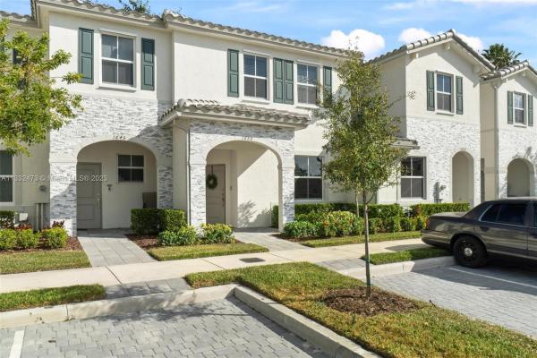 The Riviera, 1655 SE 27th Rd, Homestead, Florida 33035, image 2