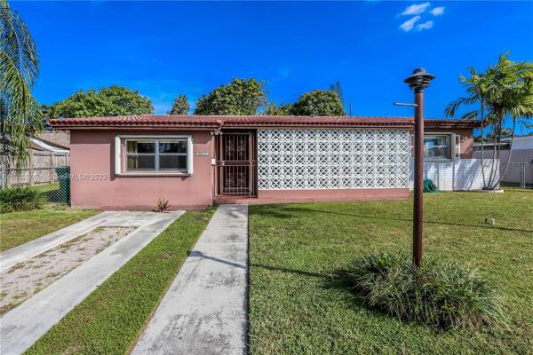 Coral Park Estates, 1821 SW 92nd Pl, Westchester, Florida 33165, image 2