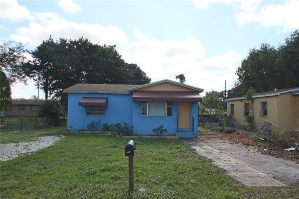 Oxford Gate, 2580 NW 88th St, West Little River, Florida 33147, image 1