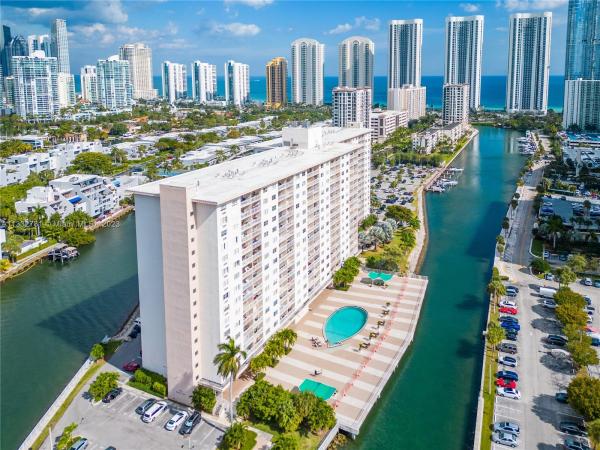 Coastal Towers, 400 Kings Point Dr #405, Sunny Isles Beach, Florida 33160, image 2