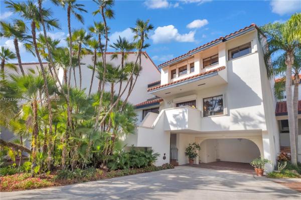 L'Hermitage, 2000 S Bayshore Dr #4, Miami, Florida 33133, image 1
